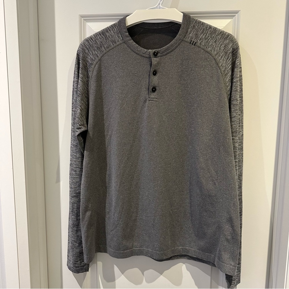 Lululemon Metal Vent Tech Henley